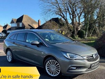 Used Vauxhall Astra Elite 136 HP (100 kW) 2017 Grey Estate