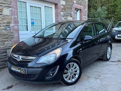Używany Vauxhall Corsa 2014 Czarny Hatchback