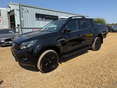 Used Nissan Navara N-Guard 190 HP (139 kW) 2022 Black Pickup