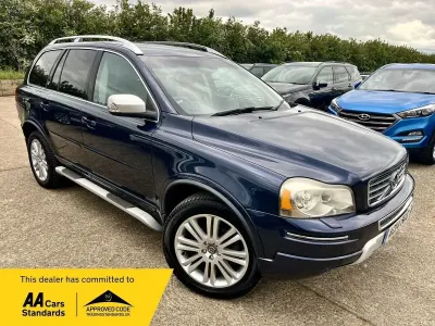 Begagnad Volvo XC90 Executive 200 HK (147 kW) 2014 Blå SUV