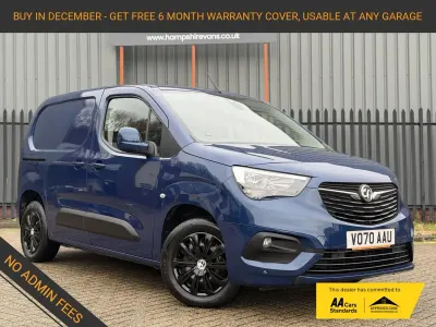 Second-hand Vauxhall Combo Sportive 130 CP (95 kW) 2020 Albastru Monovolum