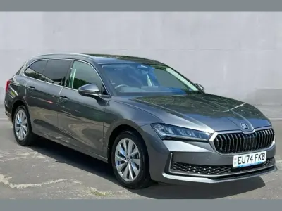 Used Skoda Superb SE Technology 200 HP (147 kW) 2024 Grey Estate