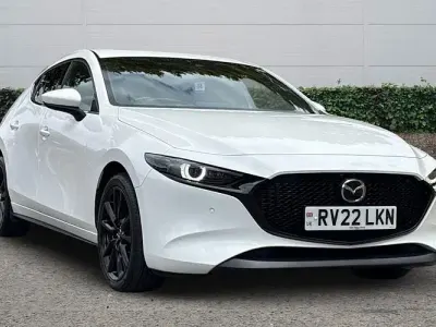 Used Mazda 3 Inclusive 186 HP (136 kW) 2022 White Hatchback