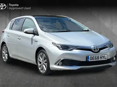 Used Toyota Auris Hybrid