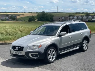 Used Volvo XC70 SE Lux 175 HP (128 kW) 2011 Silver Estate