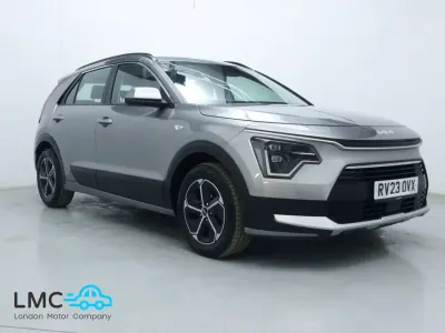 Second-hand Kia Niro 141 CP (103 kW) 2023 Gri SUV