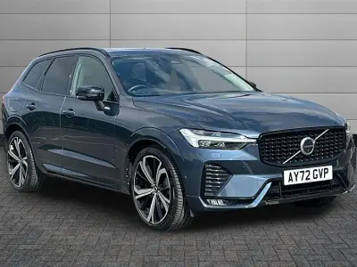 Second-hand Volvo XC60 Ultimate 250 CP (183 kW) 2022 Albastru SUV