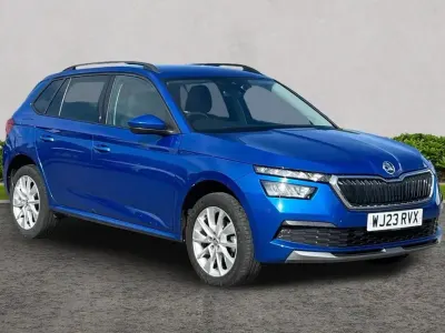Usado Skoda Kamiq SE Drive 108 HP (79 kW) 2023 Azul SUV