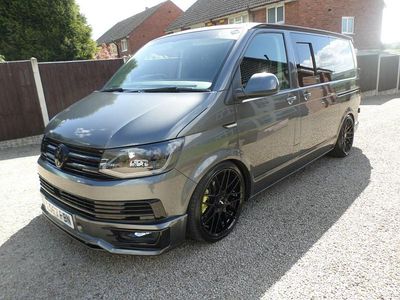 Begagnad VW Transporter Trendline 150 HK (110 kW) 2017 Grå Van