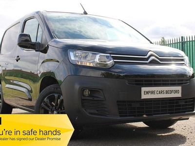 Used Citroën Berlingo 130 HP (95 kW) 2023 Black MPV