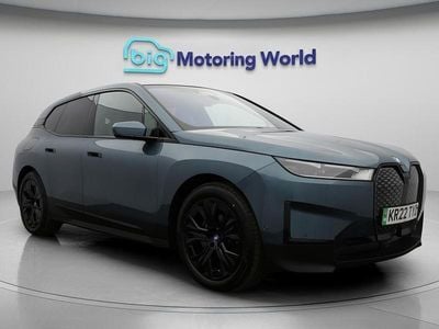 BMW iX
