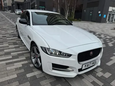Used Jaguar XE R-Sport 180 HP (132 kW) 2017 White Sedan
