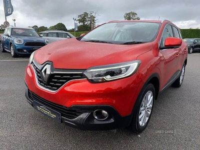 Red Used 2017 Renault Kadjar Dynamique SUV | £9,950 (Expensive)