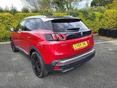 Used Peugeot 3008 Premium 129 HP (94 kW) 2019 Red SUV