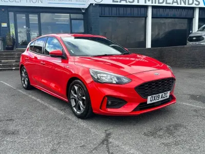 Used Ford Focus ST-Line 125 HP (91 kW) 2019 Red Hatchback