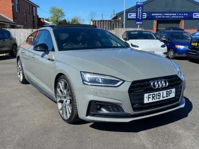 Begagnad Audi A5 Comfort 190 HK (139 kW) 2019 Grå Sportkupé