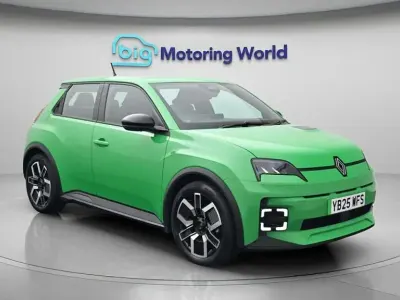 Used Renault R5 Evolution 88 kW (120 HP) 2025 Hatchback