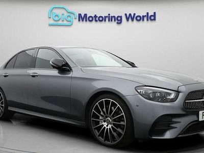 Begagnad Mercedes E220 AMG line 194 HK (142 kW) 2021 Grå Sedan