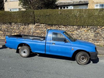 Used Mitsubishi L200 1997 Blue Pickup