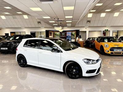 Begagnad VW Golf VII R-line Edition 2016 Vit Halvkombi