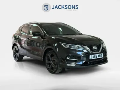 Używany Nissan Qashqai S 140 KM (102 kW) 2019 Czarny SUV
