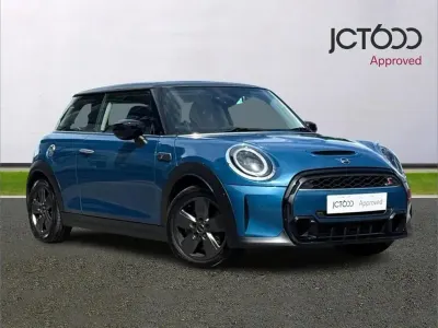 Used Mini Cooper S Classic 176 HP (129 kW) 2021 Blue Hatchback