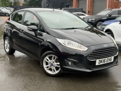 Used Ford Fiesta Zetec 100 HP (73 kW) 2016 Black Hatchback