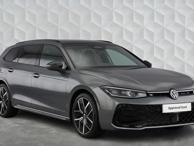 Used VW Passat R-line 150 HP (110 kW) 2025 Multicolour Estate