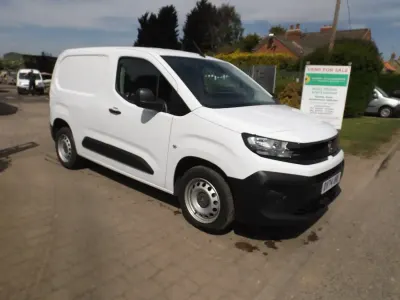 Used Vauxhall Combo 2024 White MPV