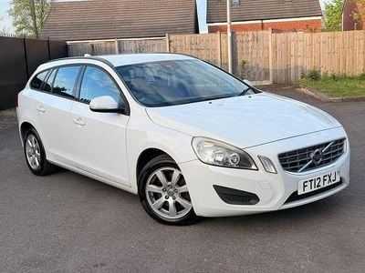 Used Volvo V60 115 HP (84 kW) 2012 White Estate