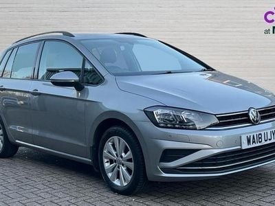 Silver Used 2018 VW Golf VII SE Hatchback | £11,250 (Good price)