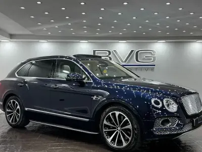 Used Bentley Bentayga 608 HP (447 kW) 2017 Blue SUV