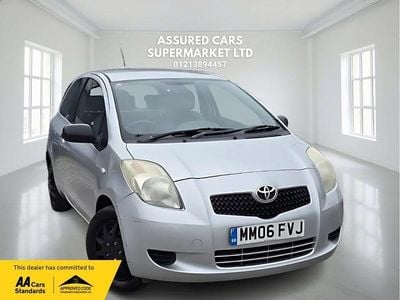 Silver Used 2006 Toyota Yaris T2 Hatchback | £1,785 (Fair price)