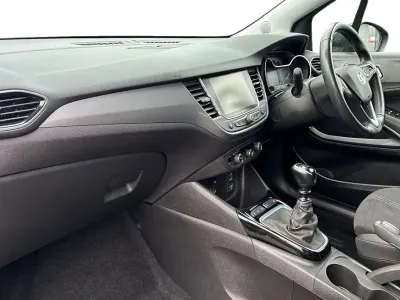 Używany Vauxhall Crossland Ultimate 108 KM (79 kW) 2022 Czerwony SUV