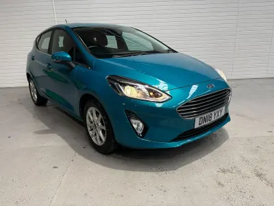 Used Ford Fiesta Zetec 100 HP (73 kW) 2018 Blue Hatchback