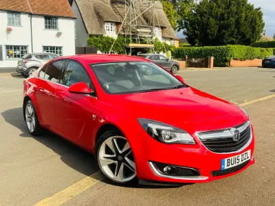 Used Vauxhall Insignia SRi 163 HP (119 kW) 2015 Red Hatchback