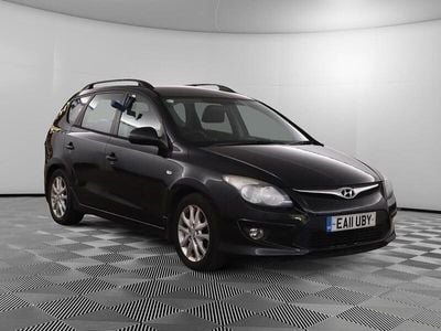Black Used 2011 Hyundai i30 Comfort Estate | £1,990 (Fair price)