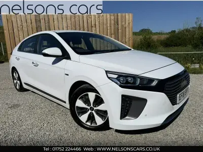 Used Hyundai Ioniq Premium SE 141 HP (103 kW) 2018 White Hatchback