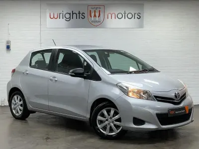 Used Toyota Yaris 2013 Silver Hatchback