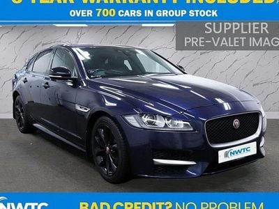 Usado Jaguar XF R-Sport 180 HP (132 kW) 2016 Azul Sedan