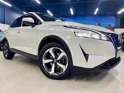 Used Nissan Qashqai N-Connecta 2022 White SUV