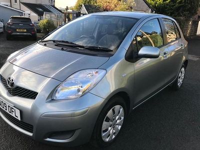 Silver Used 2009 Toyota Yaris Hatchback | £2,995 (Fair price)