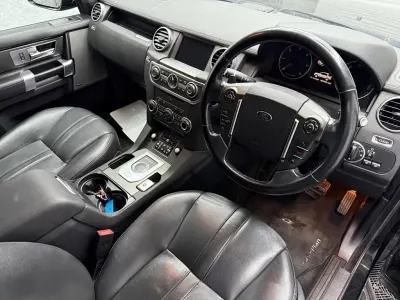 Used Land Rover Discovery 4 Graphite 2016 Black SUV