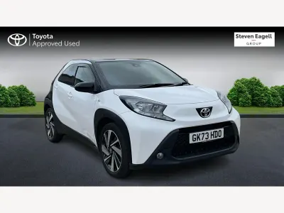 Used Toyota Aygo X 72 HP (52 kW) 2023 White SUV