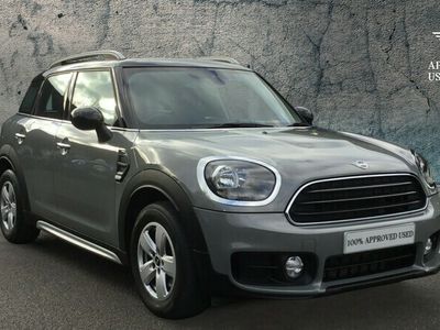 Usado Mini Cooper Countryman Classic 134 CV (98 kW) 2019 Gris SUV