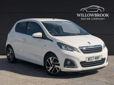 Used Peugeot 108 Allure 68 HP (50 kW) 2017 White Hatchback