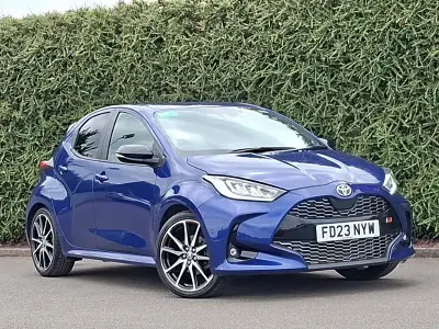 Used Toyota Yaris Sport 116 HP (85 kW) 2023 Blue Hatchback