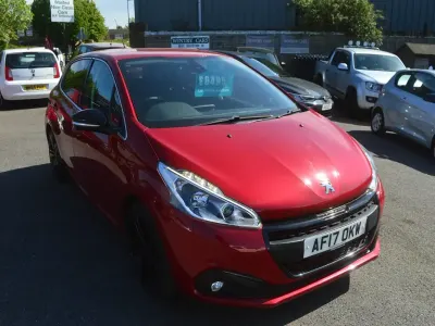 Used Peugeot 208 GT-line 110 HP (80 kW) 2017 Red Hatchback