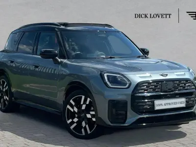 Używany Mini Countryman 215 KM (158 kW) 2025 Zielony SUV