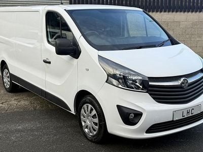 White Used 2018 Vauxhall Vivaro Sportive MPV | £9,490 (Super price)